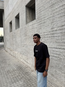 Lupen κοντομάνικο oversized μαύρο Φωτογραφία 3