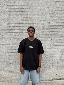 Lupen κοντομάνικο oversized μαύρο Φωτογραφία 4