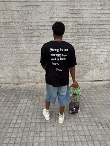 Lupen κοντομάνικο oversized μαύρο Φωτογραφία 3